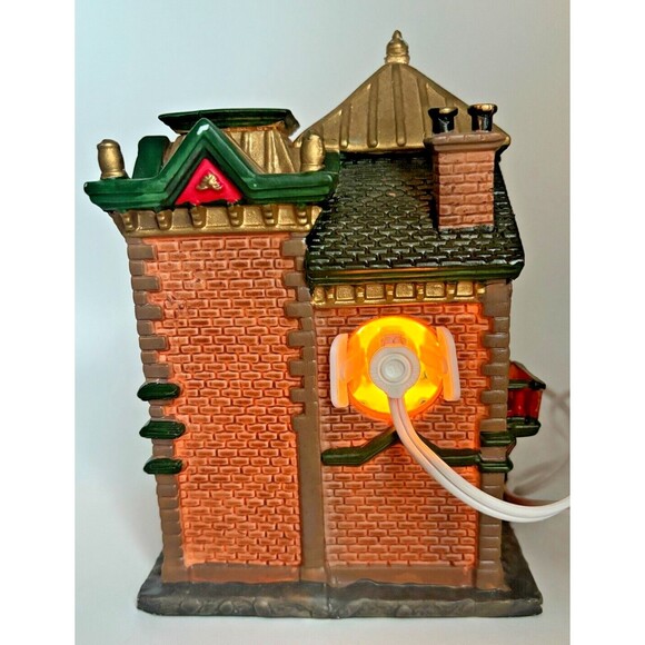 Lemax Village Collection Fire House No 3 Lighted Building 2004 #323095 Working! - Picture 10 of 16